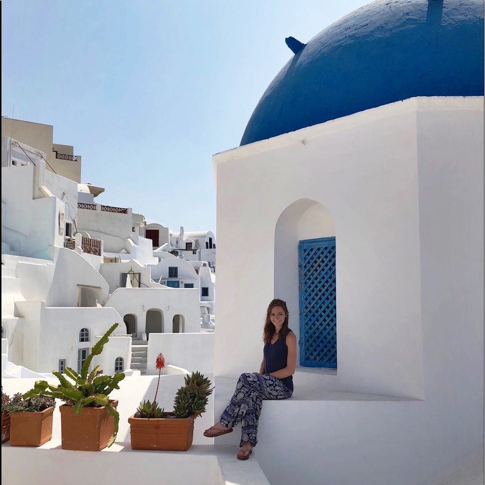 Meet your Posher, Holly